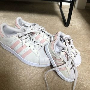 Mom & me adidas superstar (wmns size 8/ toddler 6)